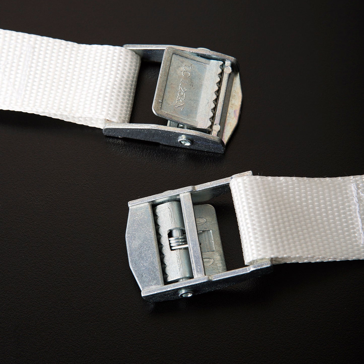 Hihnat voimistelurenkaisiin