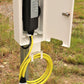 Hybrid Charge Box tolppaan asennettuna
